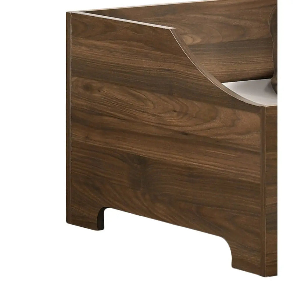 Haustierbett 91cm mit Kissen – braunes Erlenholz